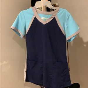 greys anatomy scrubs.